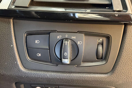 BMW 3 Series 2.0 320d SE Touring 5dr Diesel Auto Euro 5 (s/s) (184 ps) 56