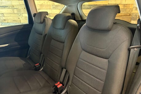 Ford S-Max 2.0 TDCi Titanium MPV 5dr Diesel Manual Euro 5 (163 ps) 22