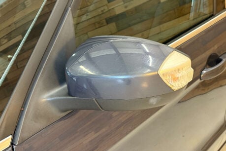 Ford S-Max 2.0 TDCi Titanium MPV 5dr Diesel Manual Euro 5 (163 ps) 25