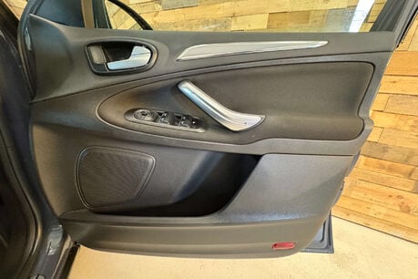 Ford S-Max 2.0 TDCi Titanium MPV 5dr Diesel Manual Euro 5 (163 ps) 91