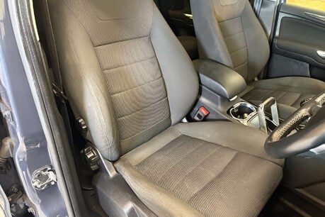 Ford S-Max 2.0 TDCi Titanium MPV 5dr Diesel Manual Euro 5 (163 ps) 77