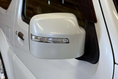 Suzuki Jimny 1.3 VVT SZ4 SUV 3dr Petrol Auto 4WD Euro 5 (85 ps) 17