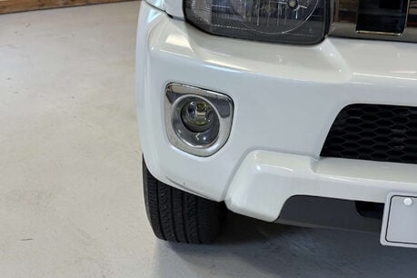 Suzuki Jimny 1.3 VVT SZ4 SUV 3dr Petrol Auto 4WD Euro 5 (85 ps) 25