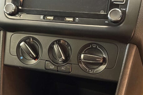 Volkswagen Polo 1.2 TSI BlueMotion Tech SE Hatchback 5dr Petrol DSG Euro 6 (s/s) (90 ps) 17