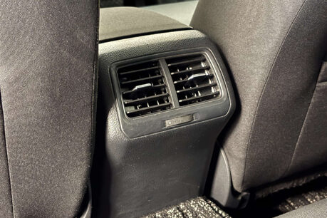 Volkswagen Golf 1.2 TSI BlueMotion Tech S Hatchback 5dr Petrol DSG Euro 5 (s/s) (105 ps) 30