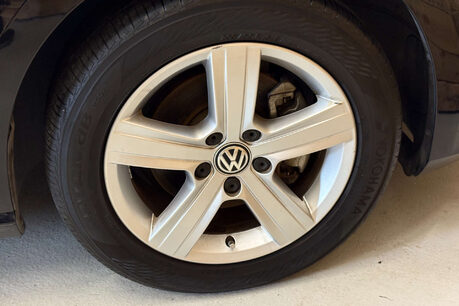 Volkswagen Golf 1.2 TSI BlueMotion Tech S Hatchback 5dr Petrol DSG Euro 5 (s/s) (105 ps) 55