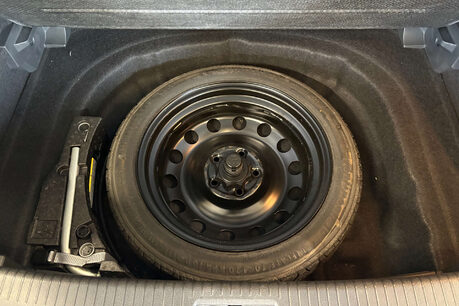 Volkswagen Golf 1.2 TSI BlueMotion Tech S Hatchback 5dr Petrol DSG Euro 5 (s/s) (105 ps) 37