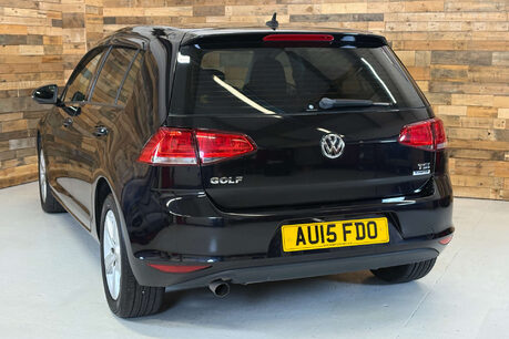 Volkswagen Golf 1.2 TSI BlueMotion Tech S Hatchback 5dr Petrol DSG Euro 5 (s/s) (105 ps) 71