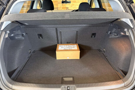 Volkswagen Golf 1.2 TSI BlueMotion Tech S Hatchback 5dr Petrol DSG Euro 5 (s/s) (105 ps) 46