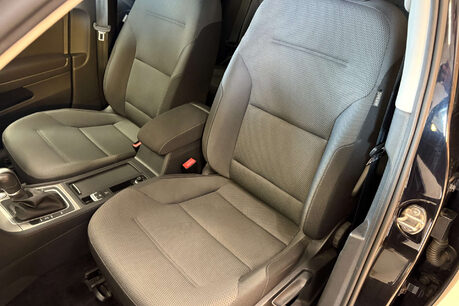 Volkswagen Golf 1.2 TSI BlueMotion Tech S Hatchback 5dr Petrol DSG Euro 5 (s/s) (105 ps) 32