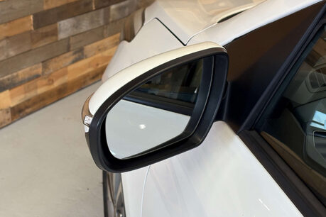 Hyundai i20 1.2 Blue Drive SE Hatchback 5dr Petrol Manual Euro 6 (s/s) (84 ps) 66