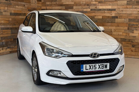 Hyundai i20 1.2 Blue Drive SE Hatchback 5dr Petrol Manual Euro 6 (s/s) (84 ps) 27