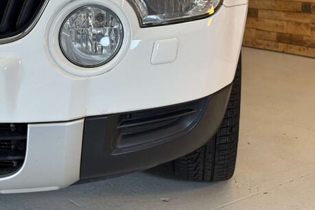 Skoda Yeti 2.0 TDI SE Plus SUV 5dr Diesel Manual 4WD Euro 5 (140 ps) 29