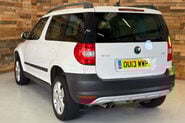 Skoda Yeti 2.0 TDI SE Plus SUV 5dr Diesel Manual 4WD Euro 5 (140 ps) 88