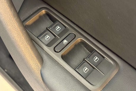 Skoda Yeti 2.0 TDI SE Plus SUV 5dr Diesel Manual 4WD Euro 5 (140 ps) 56