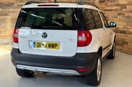 Skoda Yeti 2.0 TDI SE Plus SUV 5dr Diesel Manual 4WD Euro 5 (140 ps) 86