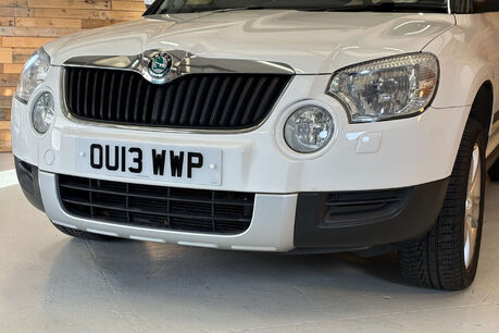 Skoda Yeti 2.0 TDI SE Plus SUV 5dr Diesel Manual 4WD Euro 5 (140 ps) 44