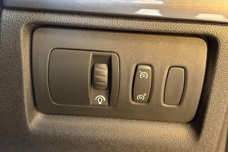 Renault Clio 2.0 VVT Dynamique S Hatchback 3dr Petrol Manual (173 g/km, 138 bhp) 37