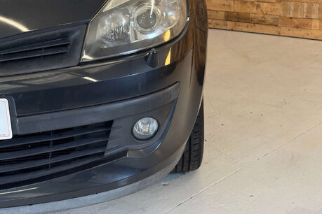 Renault Clio 2.0 VVT Dynamique S Hatchback 3dr Petrol Manual (173 g/km, 138 bhp) 13