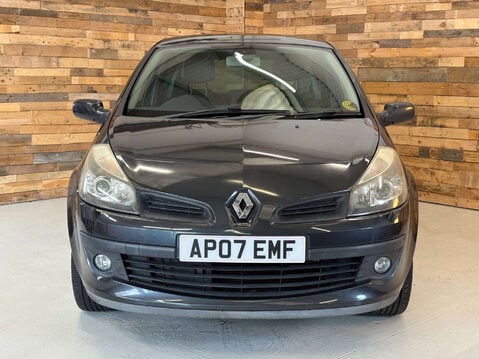 Renault Clio 2.0 VVT Dynamique S Hatchback 3dr Petrol Manual (173 g/km, 138 bhp)