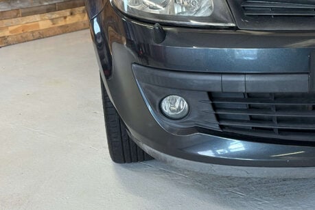 Renault Clio 2.0 VVT Dynamique S Hatchback 3dr Petrol Manual (173 g/km, 138 bhp) 23