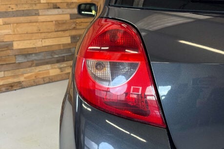 Renault Clio 2.0 VVT Dynamique S Hatchback 3dr Petrol Manual (173 g/km, 138 bhp) 59