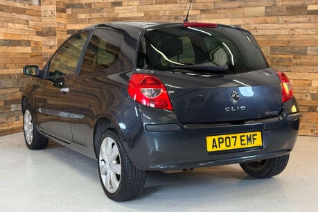 Renault Clio 2.0 VVT Dynamique S Hatchback 3dr Petrol Manual (173 g/km, 138 bhp) 4