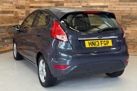 Ford Fiesta 1.25 Zetec Hatchback 5dr Petrol Manual Euro 5 (82 ps) 4