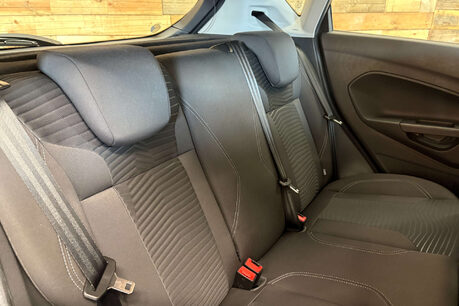 Ford Fiesta 1.25 Zetec Hatchback 5dr Petrol Manual Euro 5 (82 ps) 17