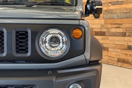 Suzuki Jimny 1.5 SZ5 SUV 3dr Petrol Auto ALLGRIP Euro 6 (101 ps) 44