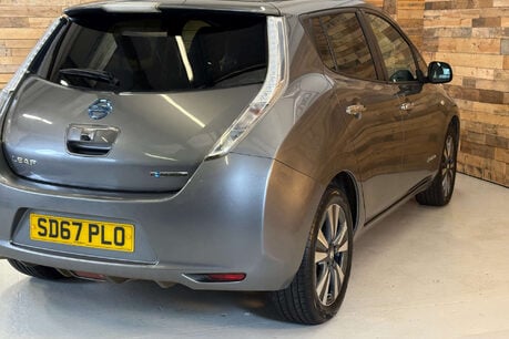 Nissan LEAF 30kWh Tekna Hatchback 5dr Electric Auto (109 bhp) 69