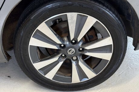 Nissan LEAF 30kWh Tekna Hatchback 5dr Electric Auto (109 bhp) 57