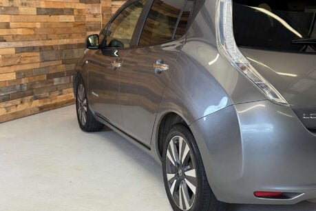 Nissan LEAF 30kWh Tekna Hatchback 5dr Electric Auto (109 bhp) 70