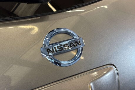 Nissan LEAF 30kWh Tekna Hatchback 5dr Electric Auto (109 bhp) 64