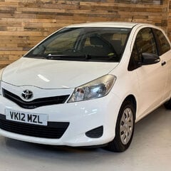 Toyota Yaris 1.0 VVT-i T2 Hatchback 3dr Petrol Manual Euro 5 (69 ps) 1