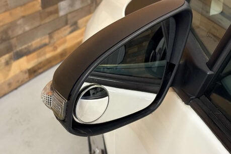 Toyota Yaris 1.0 VVT-i T2 Hatchback 3dr Petrol Manual Euro 5 (69 ps) 77