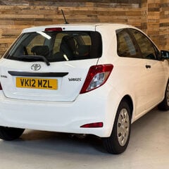 Toyota Yaris 1.0 VVT-i T2 Hatchback 3dr Petrol Manual Euro 5 (69 ps) 4