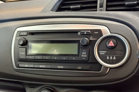 Toyota Yaris 1.0 VVT-i T2 Hatchback 3dr Petrol Manual Euro 5 (69 ps) 12