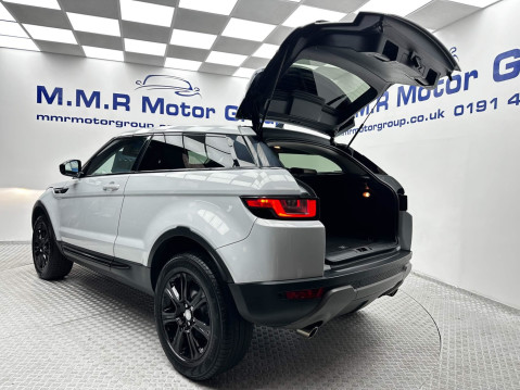 Land Rover Range Rover Evoque ED4 SE TECH 11