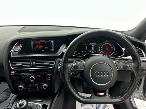 Audi A4 TDI BLACK EDITION PLUS 23