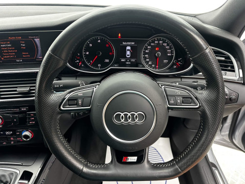 Audi A4 TDI BLACK EDITION PLUS 24