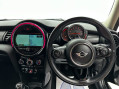 Mini Hatch COOPER D 17