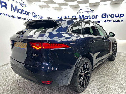 Jaguar F-Pace R-SPORT AWD 88