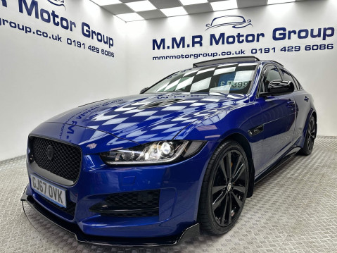 Jaguar XE R-SPORT INGENIUM 2