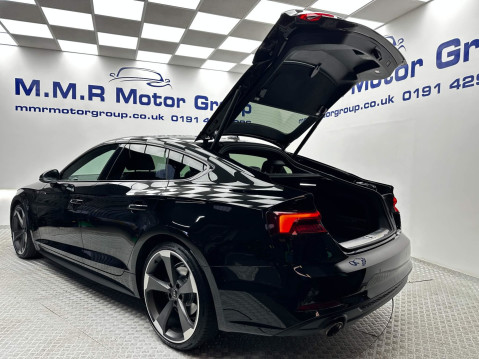 Audi A5 SPORTBACK TFSI BLACK EDITION MHEV 12