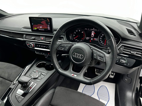 Audi A5 SPORTBACK TFSI BLACK EDITION MHEV 18