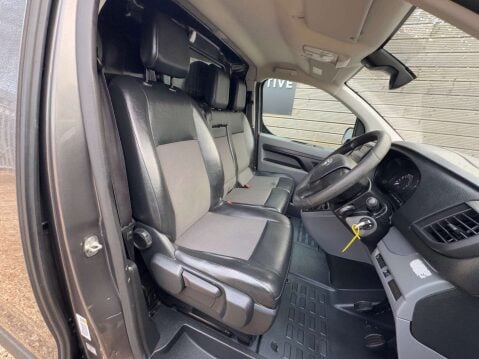 Toyota Proace 2.0 Proace Icon 15