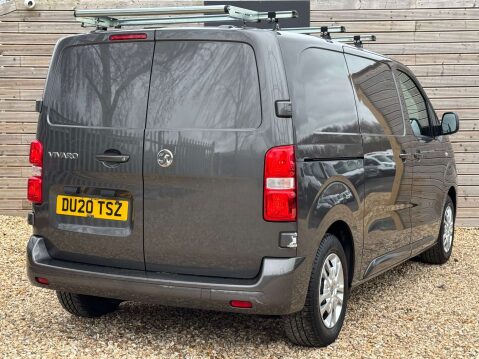 Vauxhall Vivaro 1.5 Vivaro 2700 Sportive S/S 4