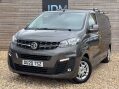Vauxhall Vivaro 1.5 Vivaro 2700 Sportive S/S 10
