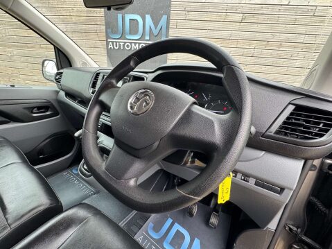 Vauxhall Vivaro 1.5 Vivaro 2700 Sportive S/S 24